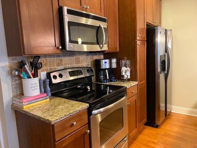 Image 3 of 19 For 8343 Fantasia Park Way