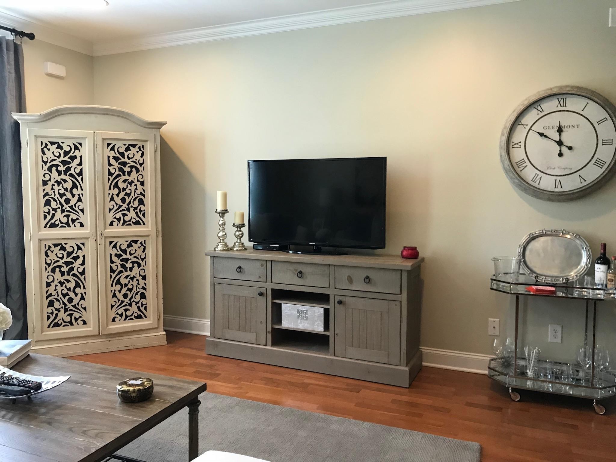 Image 6 of 19 For 8343 Fantasia Park Way