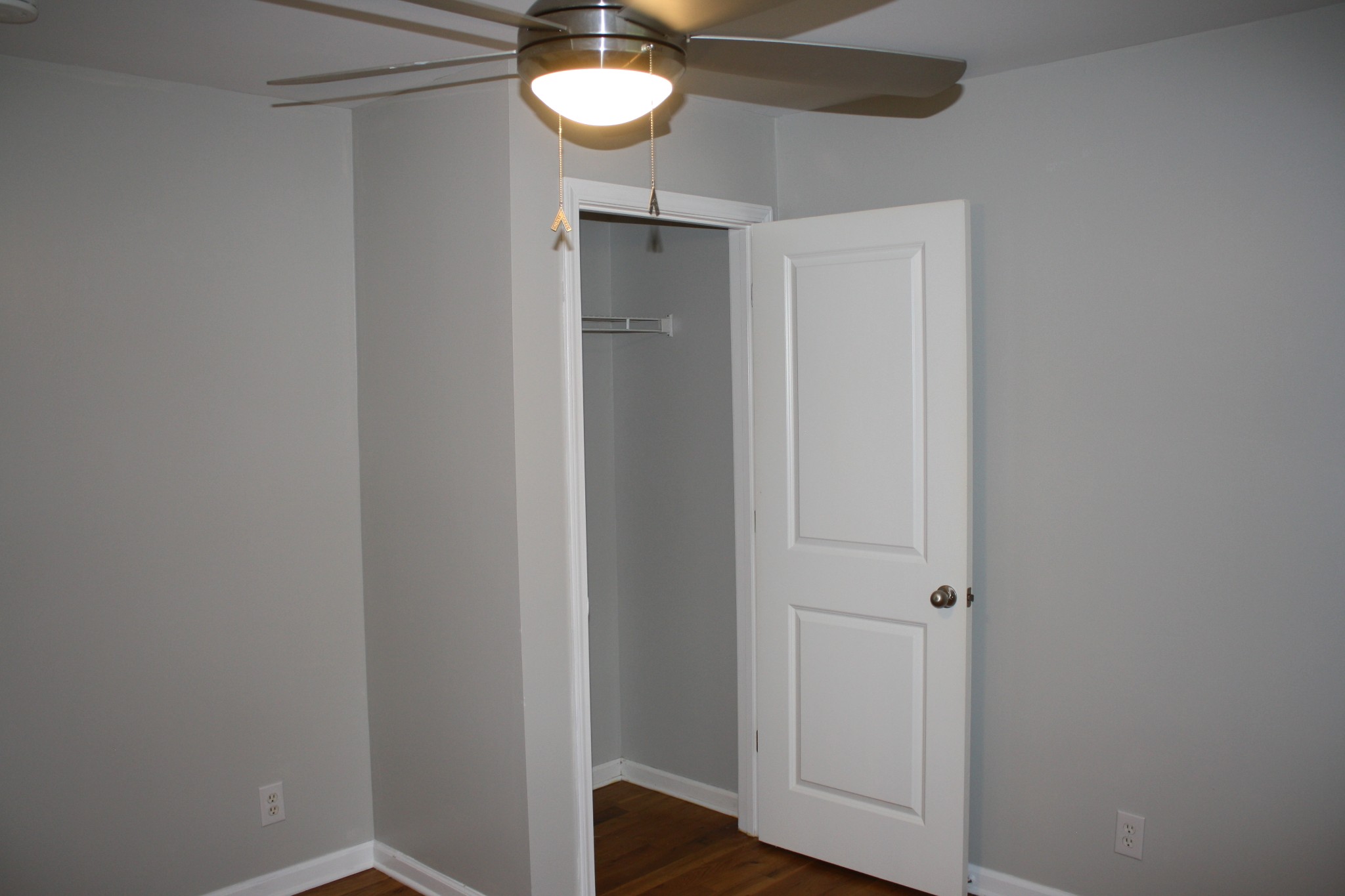 Image 11 of 39 For 8874 95th Street E