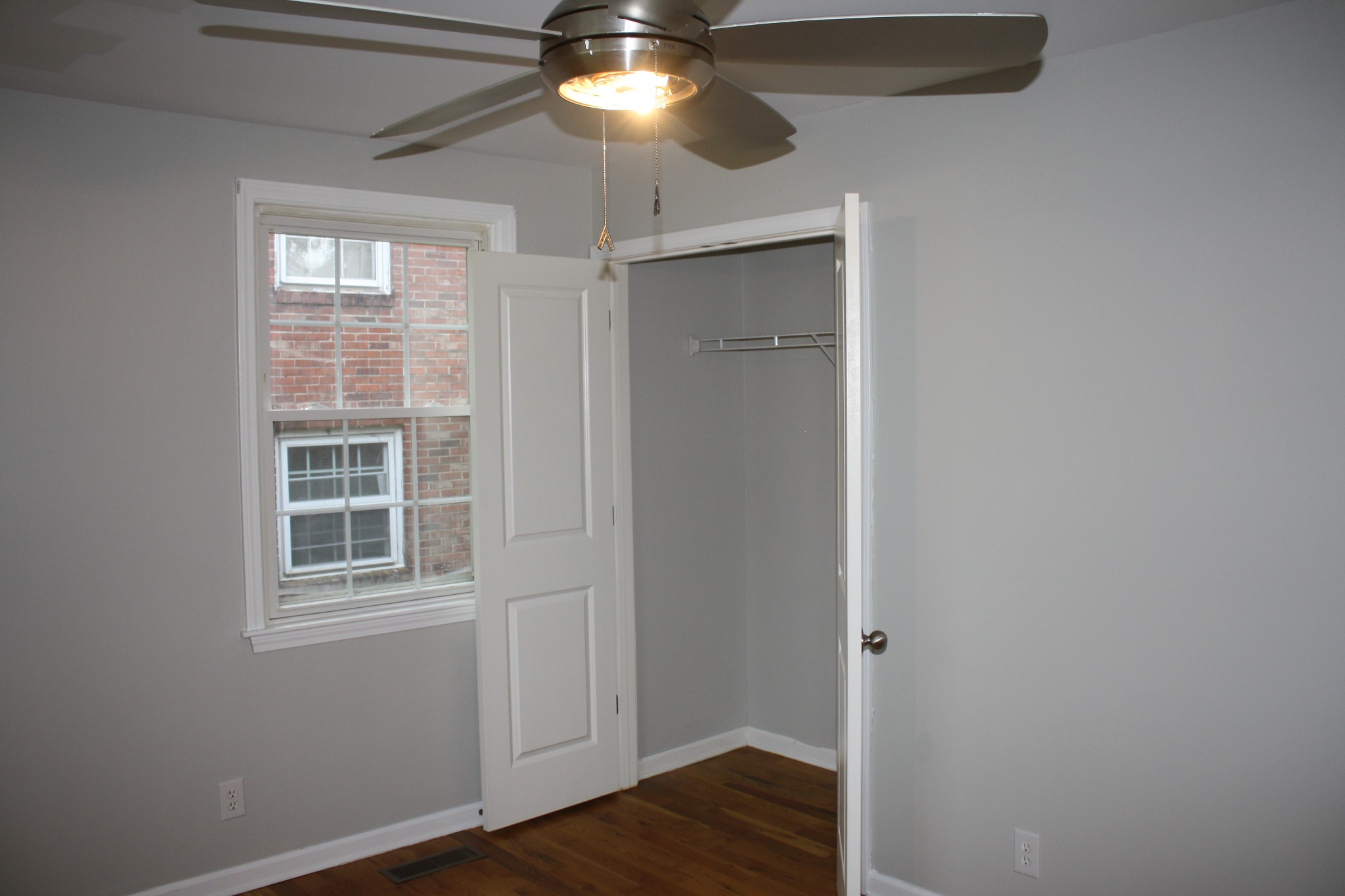 Image 14 of 39 For 8874 95th Street E