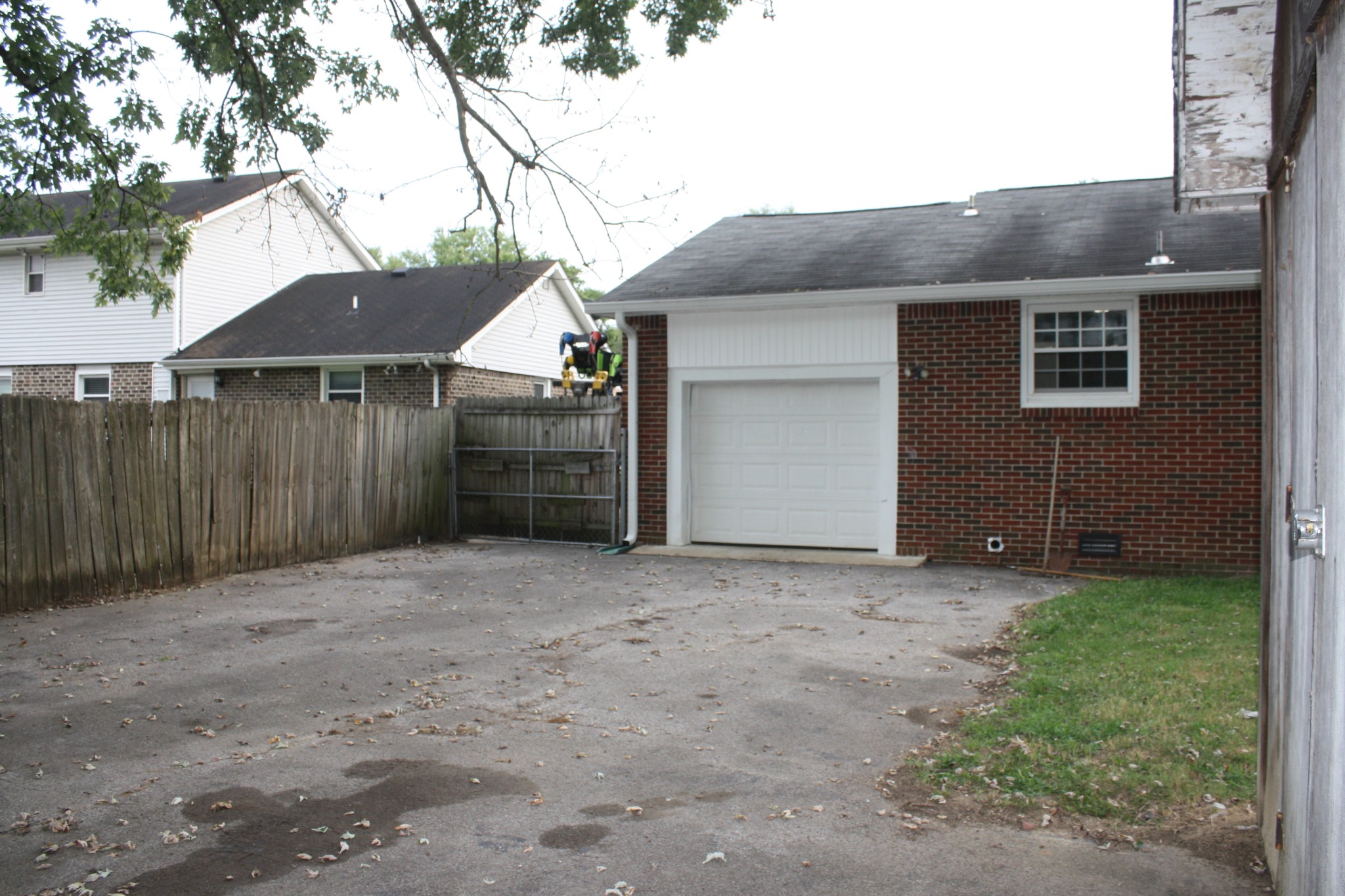 Image 22 of 39 For 8874 95th Street E