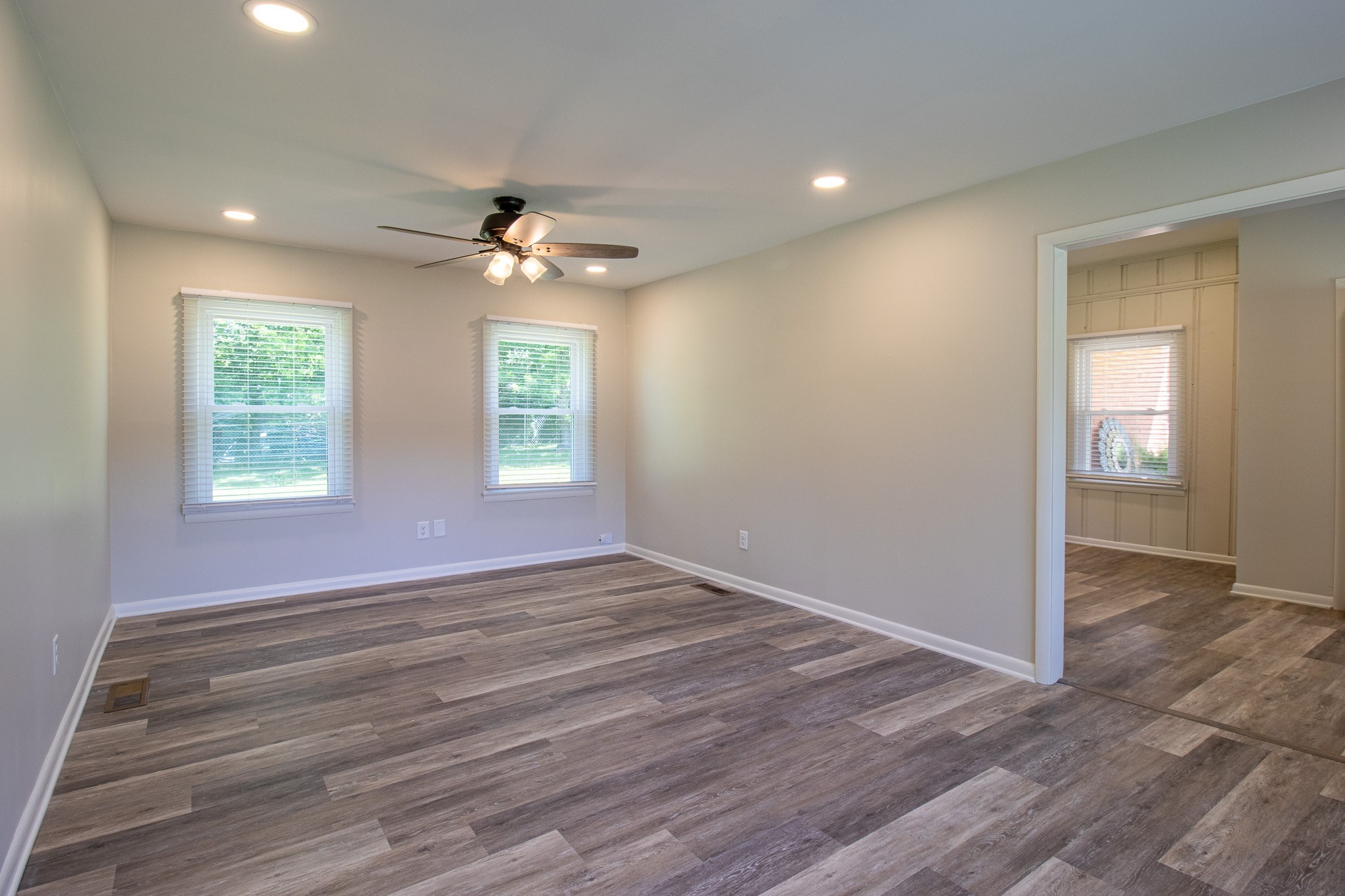 Image 14 of 46 For 1323 Skyview Crossing Drive