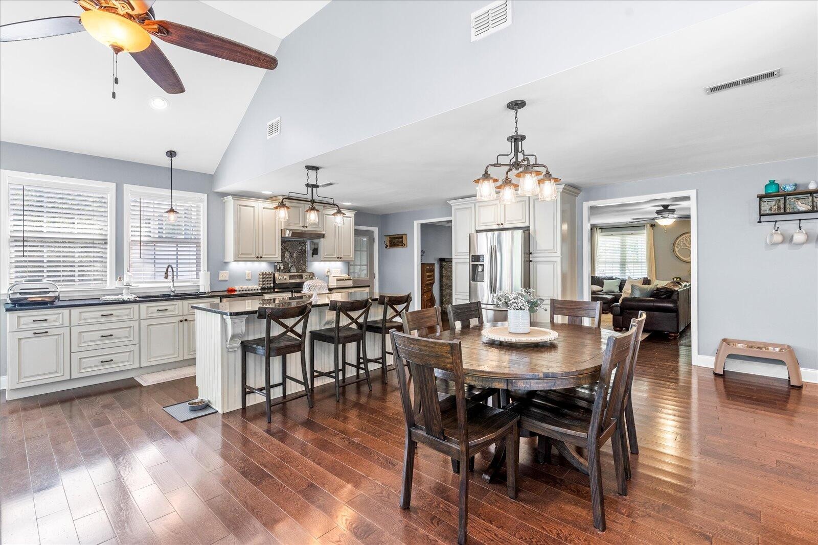Image 10 of 22 For 5959 Winkler Road 114
