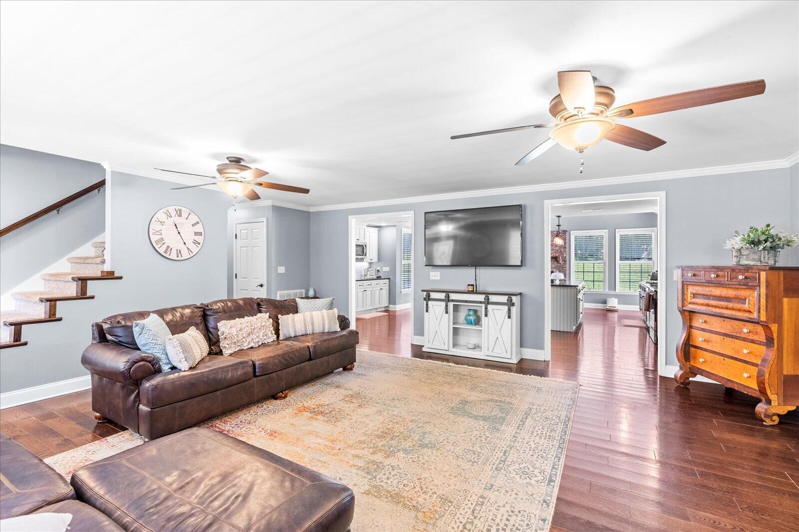 Image 9 of 22 For 5959 Winkler Road 114