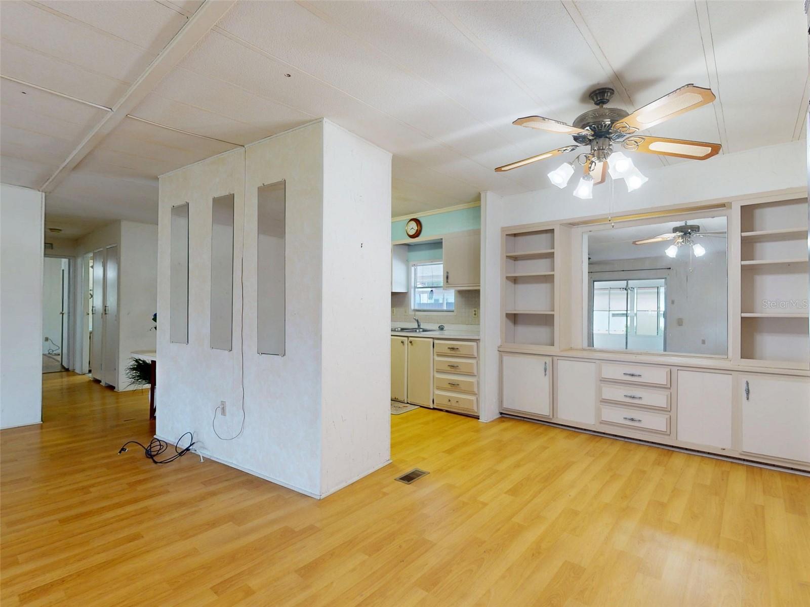 Image 11 of 57 For 3101 39th Avenue
