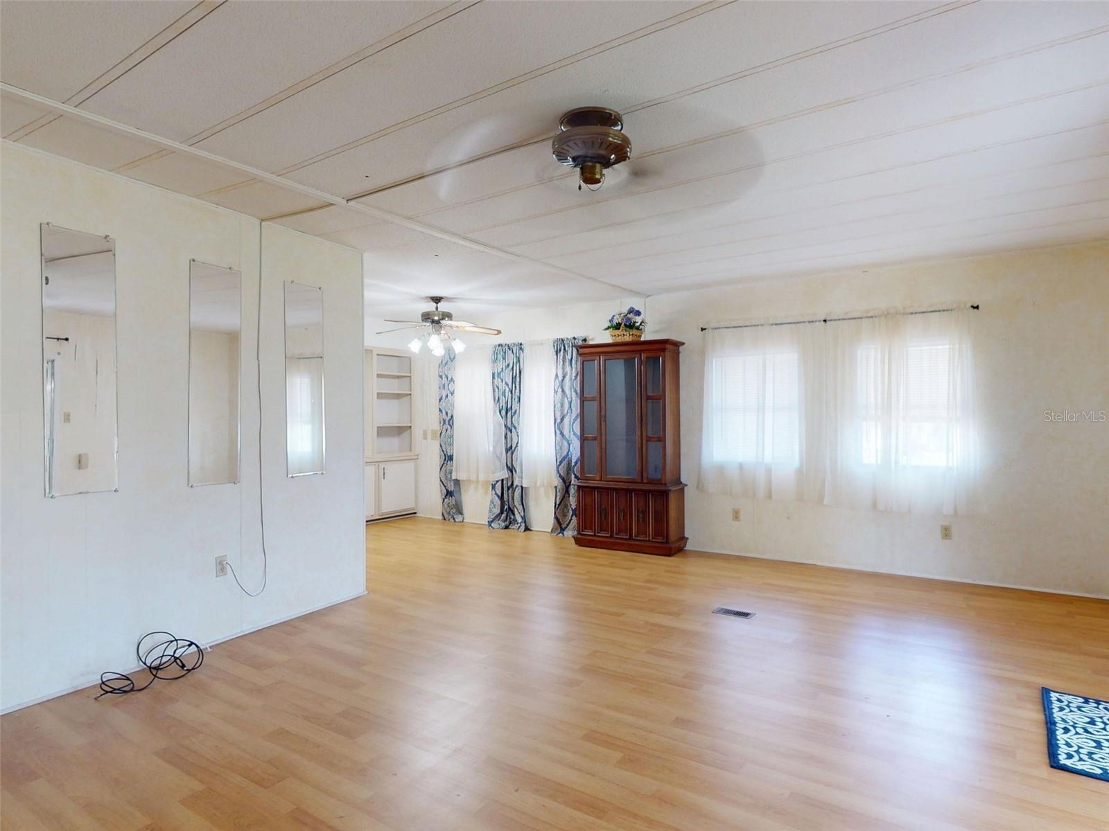 Image 13 of 57 For 3101 39th Avenue