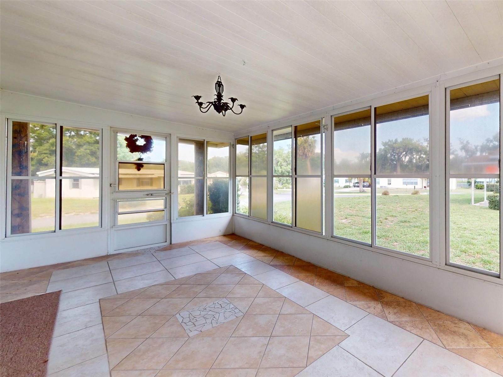 Image 19 of 57 For 3101 39th Avenue