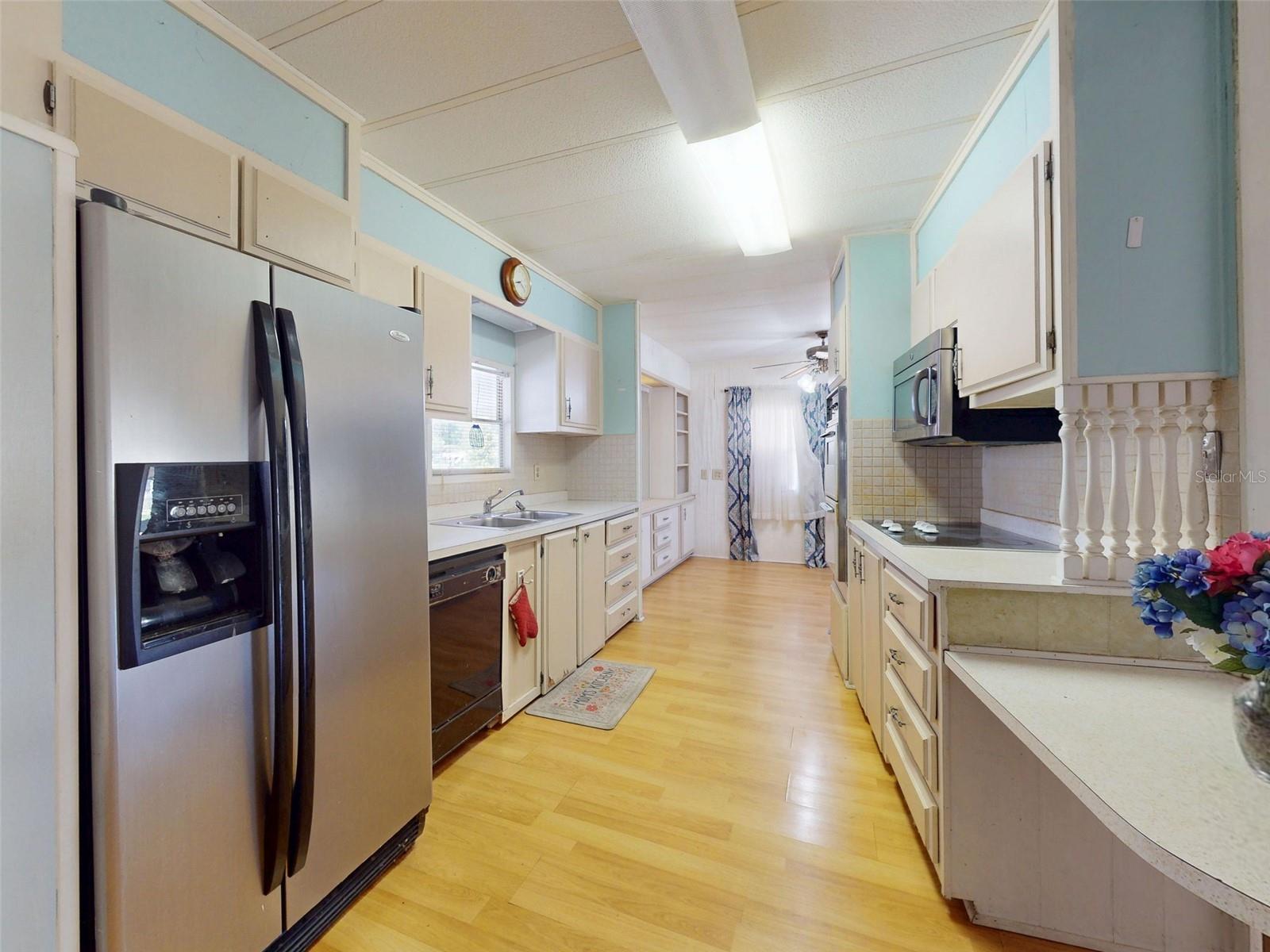 Image 3 of 57 For 3101 39th Avenue