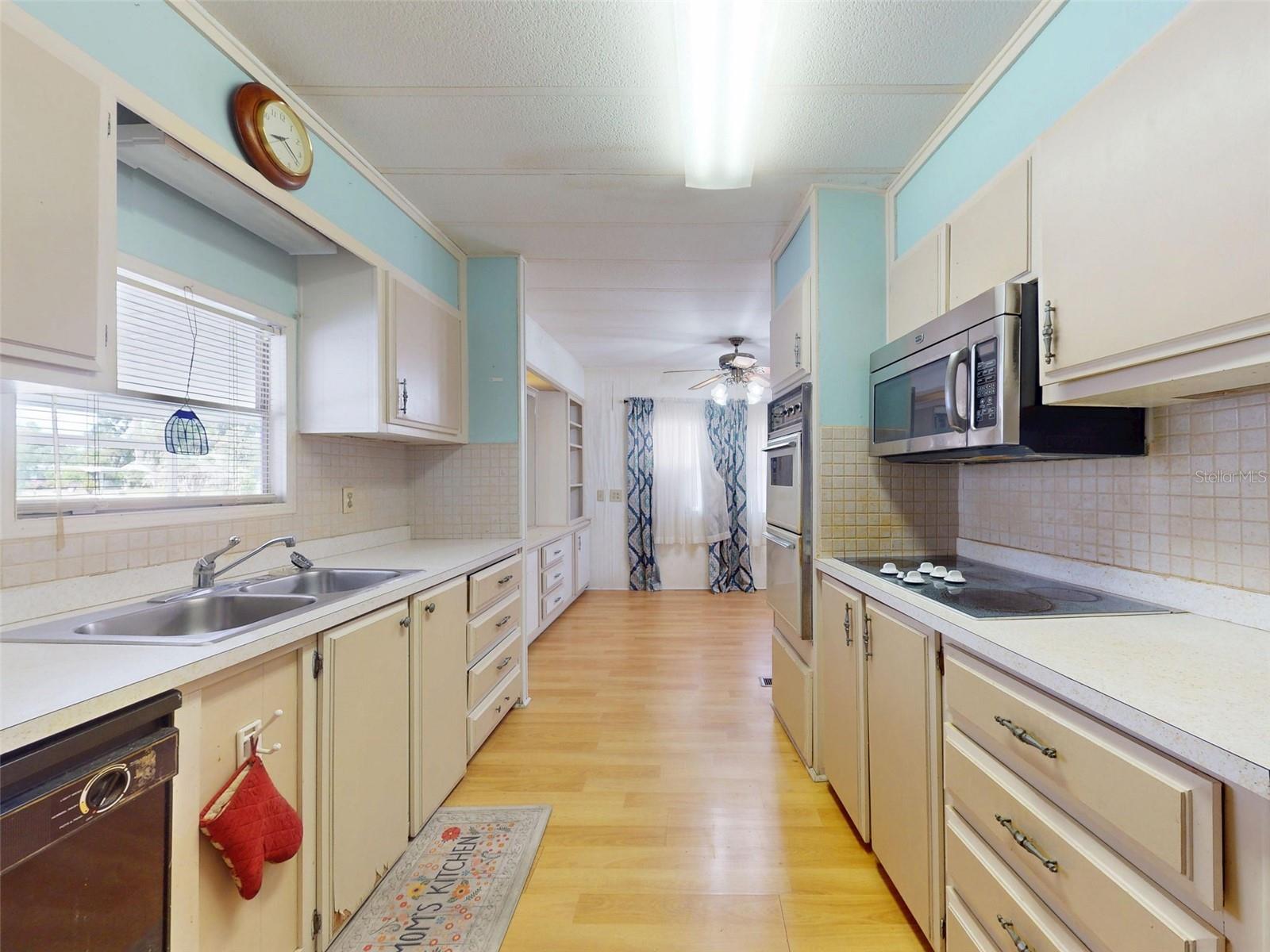 Image 4 of 57 For 3101 39th Avenue