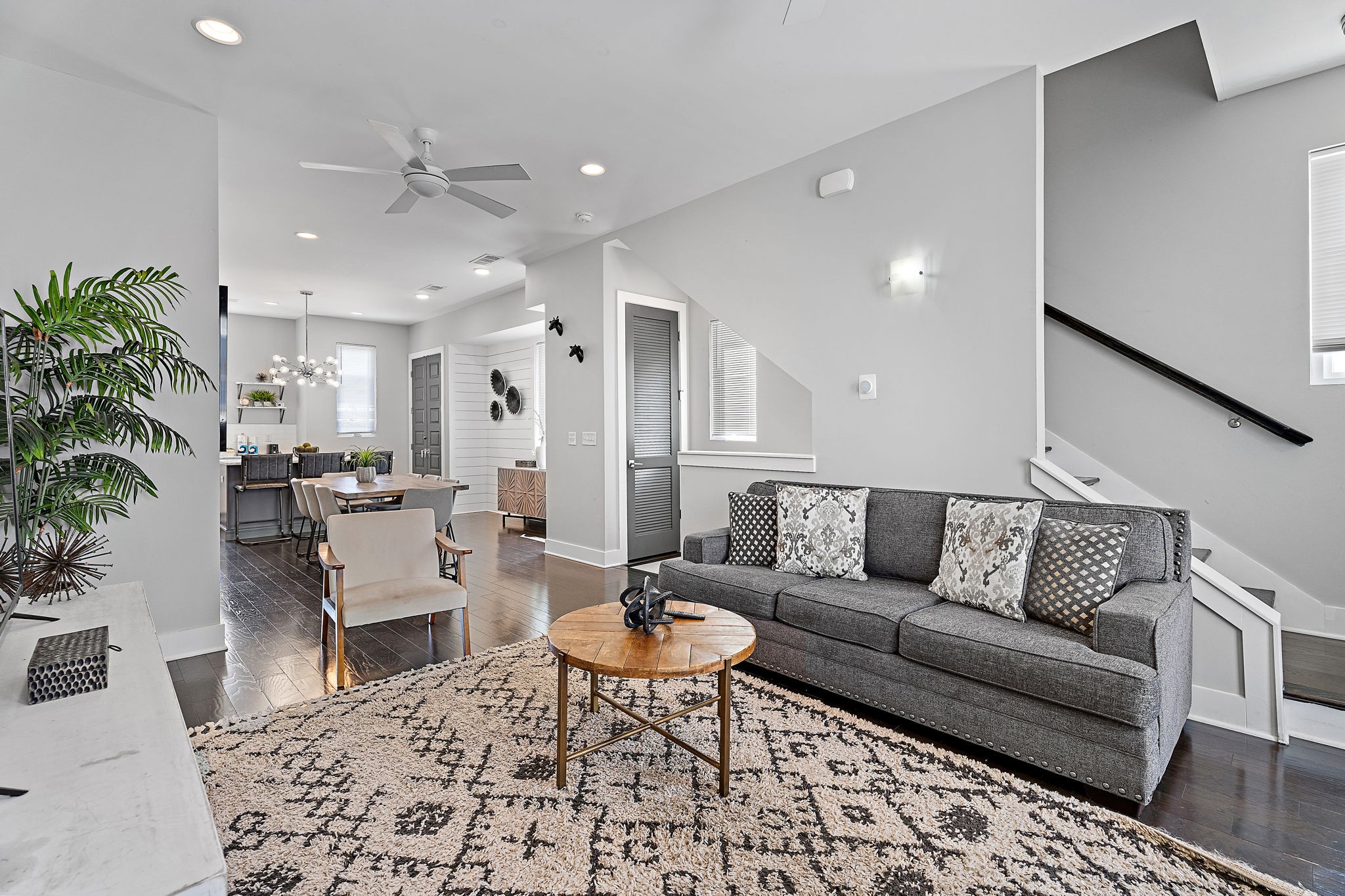 Image 11 of 47 For 17915 102nd Terrace