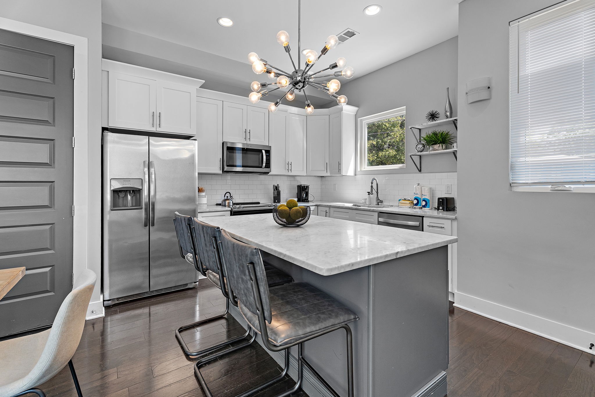 Image 13 of 47 For 17915 102nd Terrace