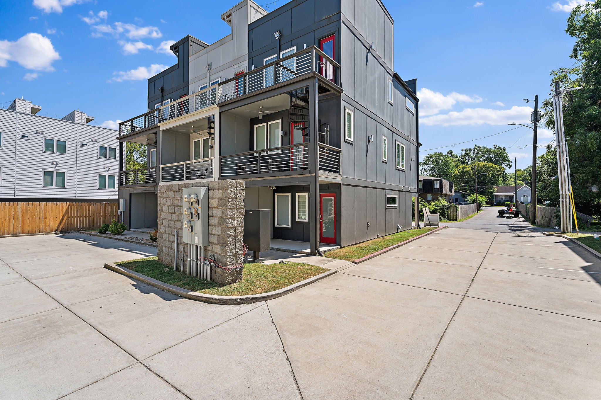 Image 4 of 47 For 17915 102nd Terrace