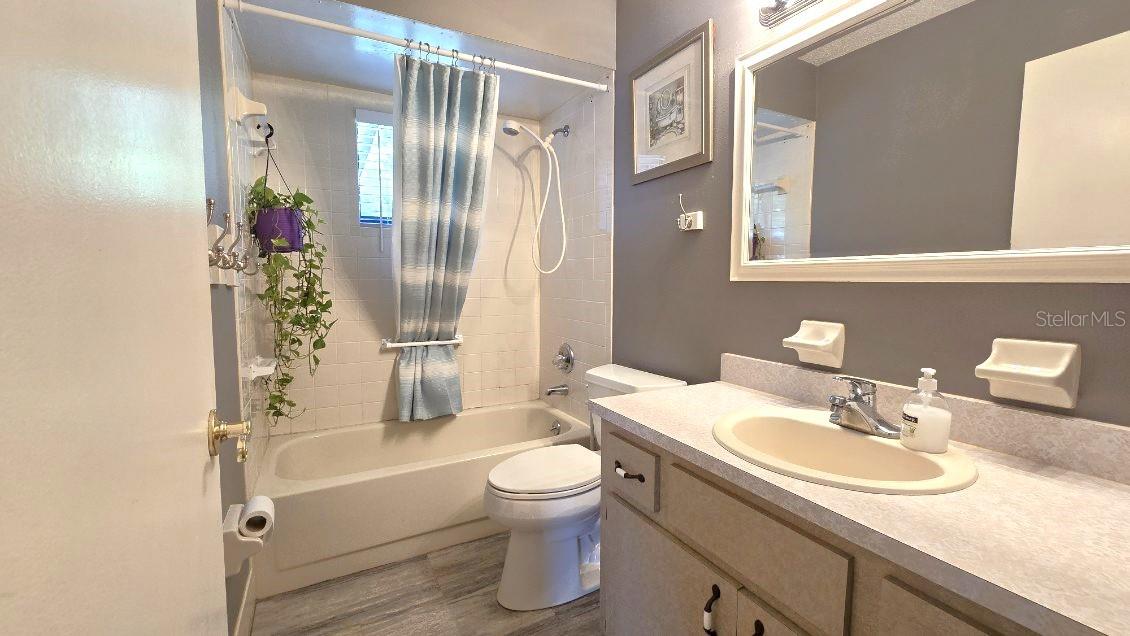 Image 17 of 51 For 9430 102nd Place