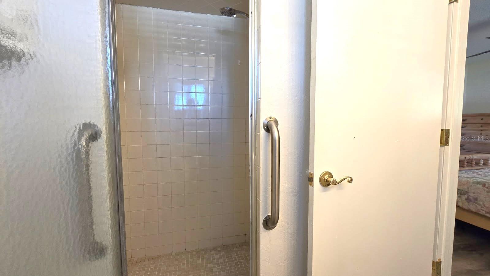 Image 25 of 51 For 9430 102nd Place