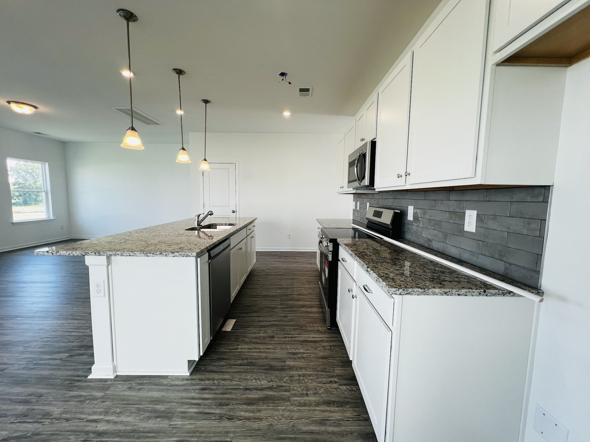 Image 13 of 69 For 2540 120th Street