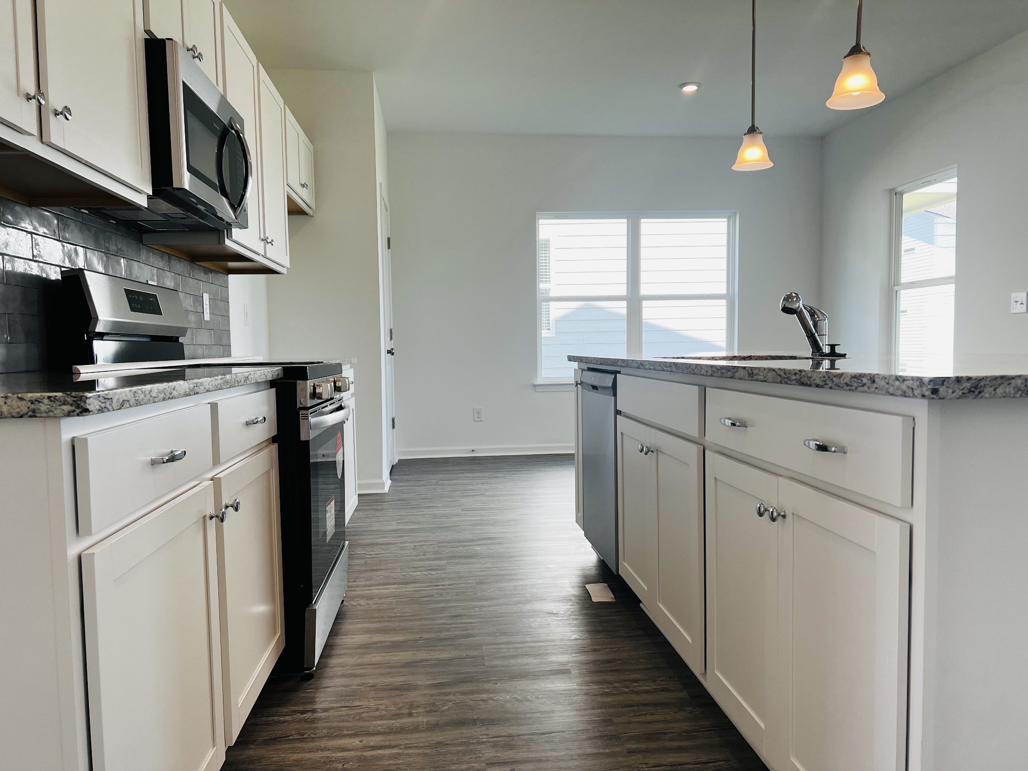 Image 9 of 69 For 2540 120th Street