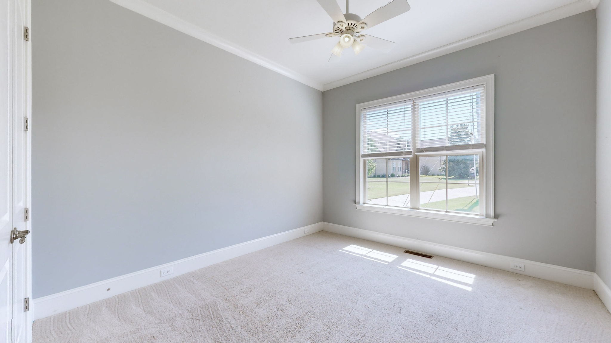 Image 8 of 11 For 1057 68th Place