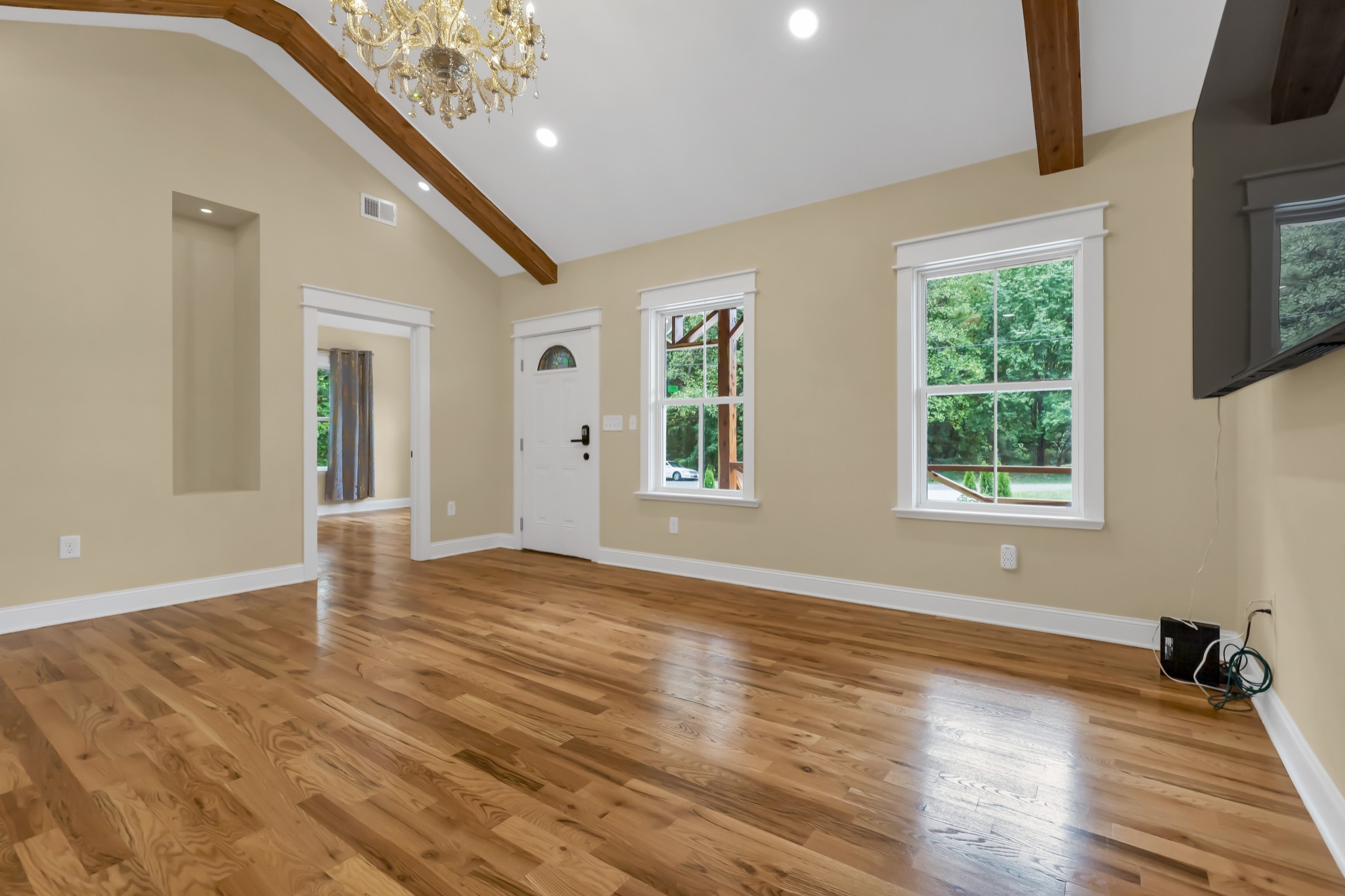 Image 12 of 21 For 4412 49th Avenue