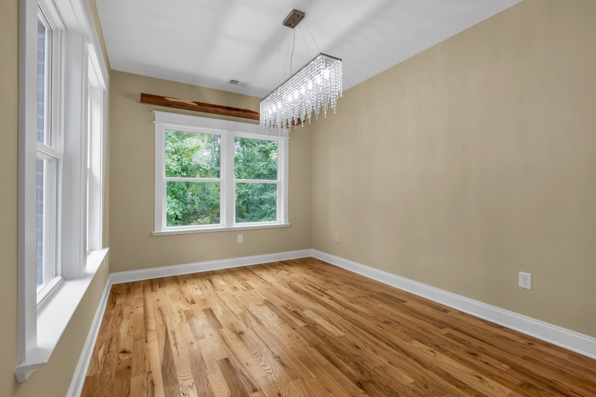 Image 20 of 21 For 4412 49th Avenue