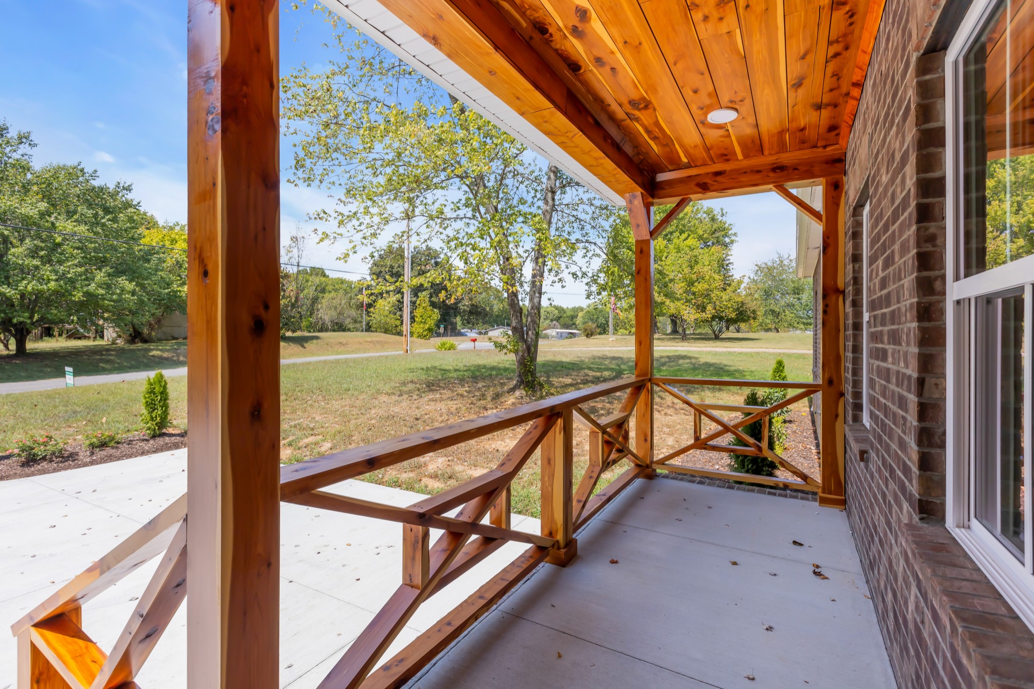 Image 5 of 21 For 4412 49th Avenue