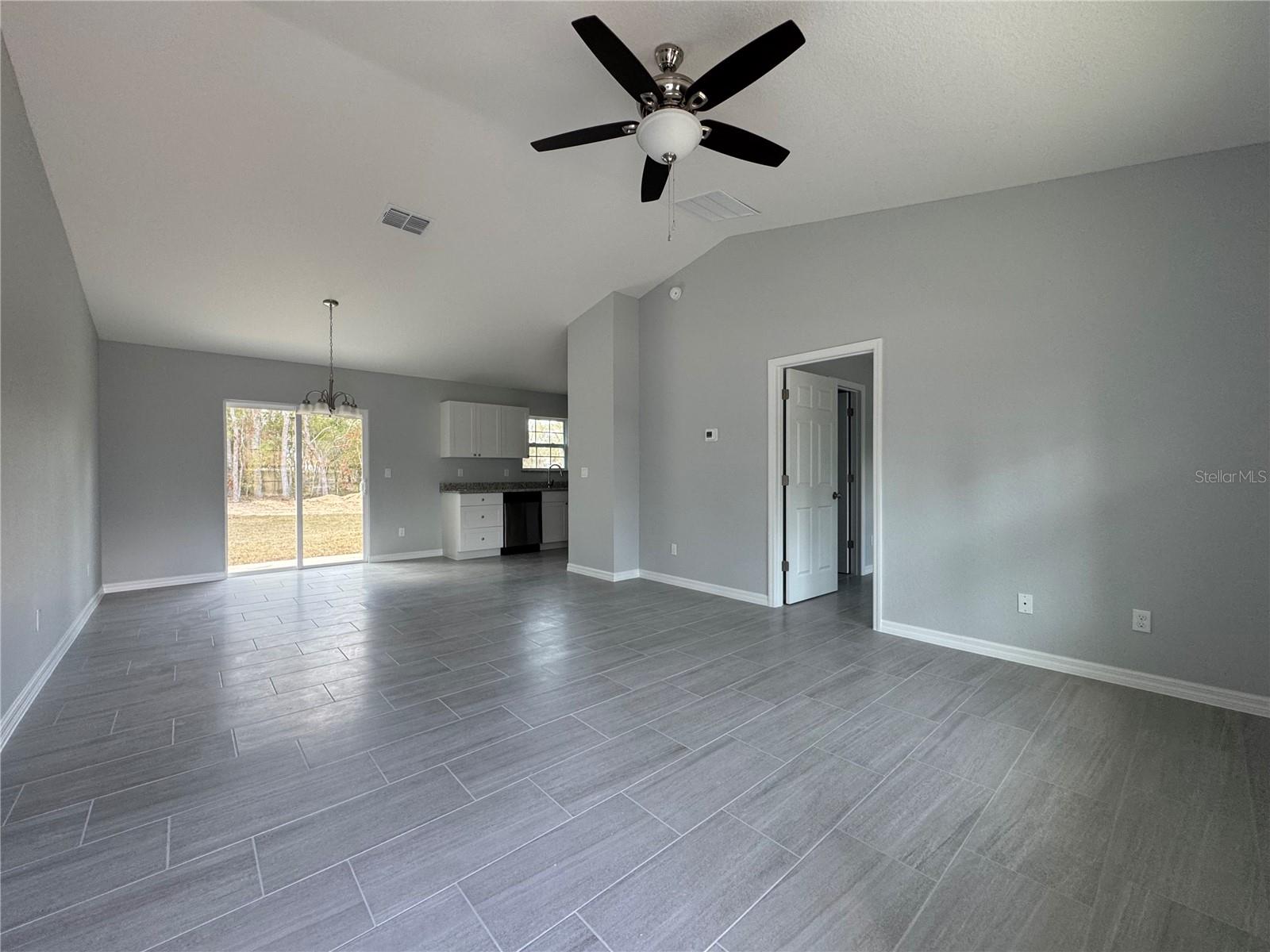 Image 18 of 21 For 5787 58th Terrace
