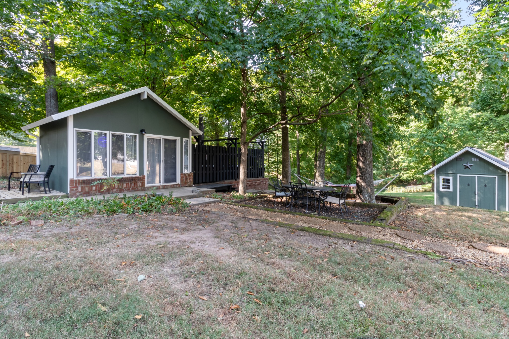 Listing photo id 44 for 4602 Van Ness Road