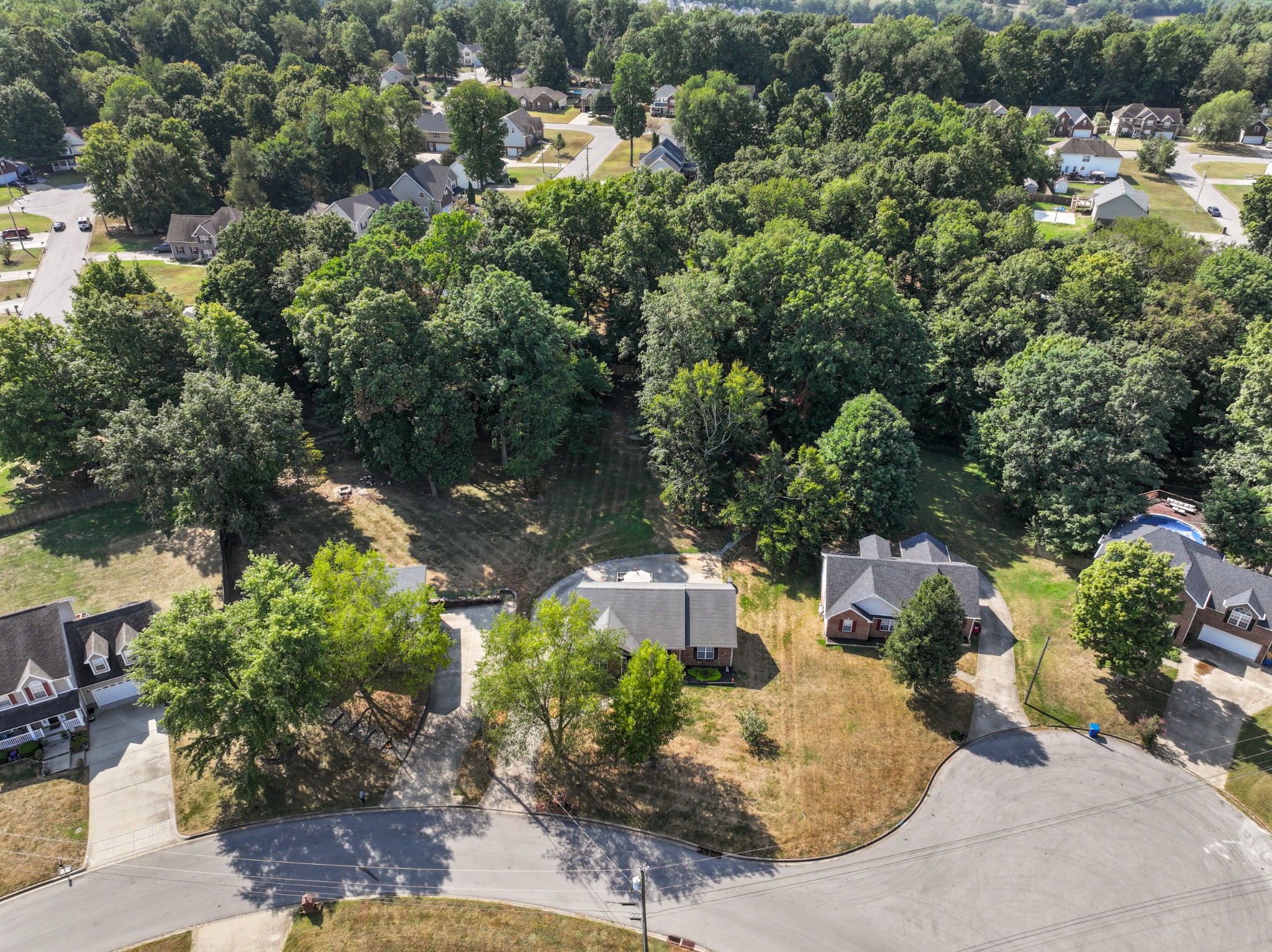 Listing photo id 61 for 4602 Van Ness Road
