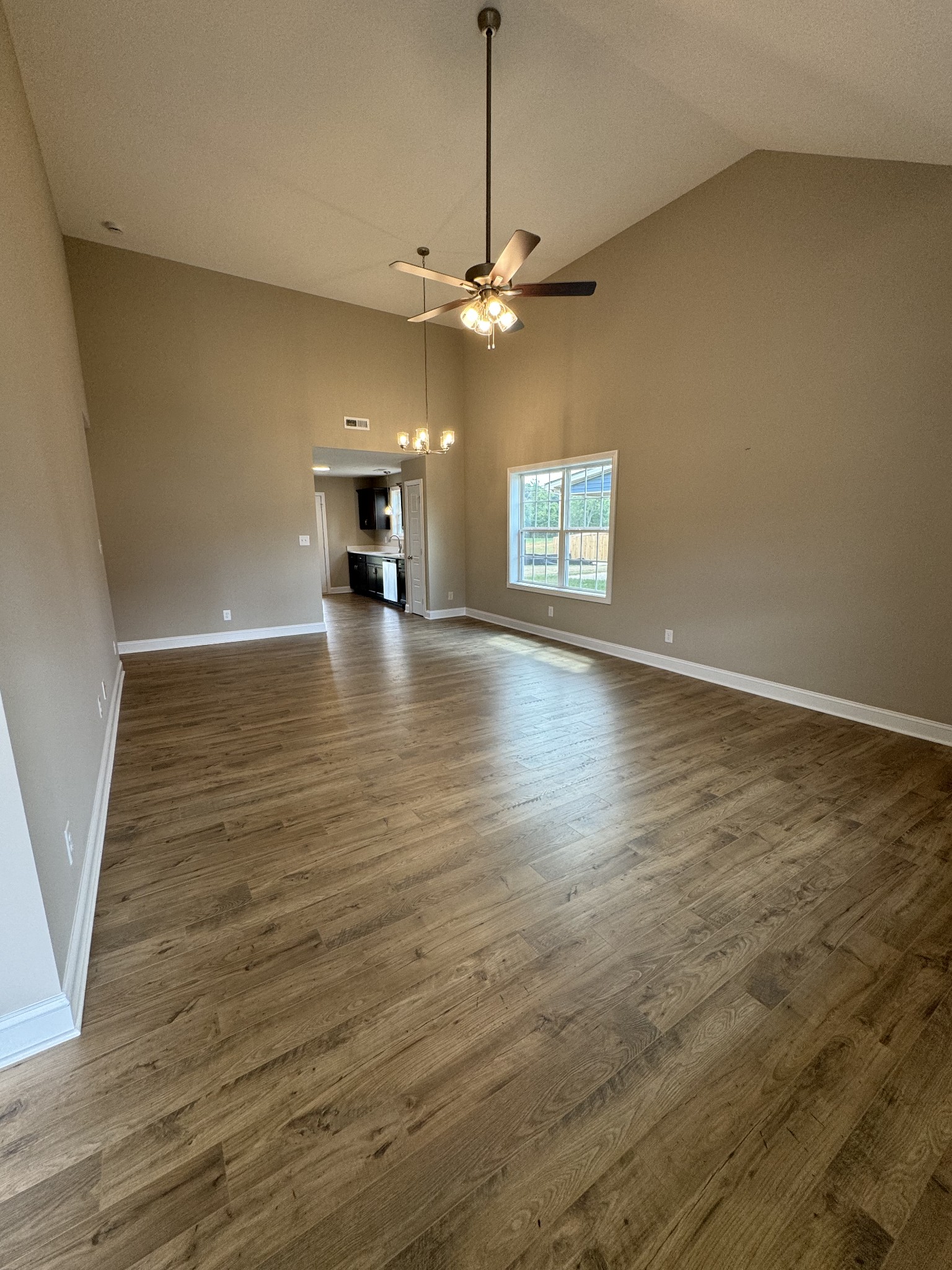 Image 3 of 40 For 7023 Riverbend Road