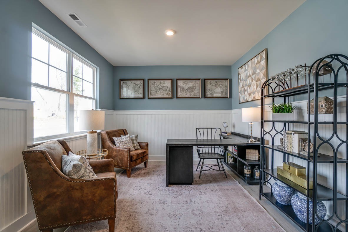 Image 4 of 13 For 8664 162nd Street