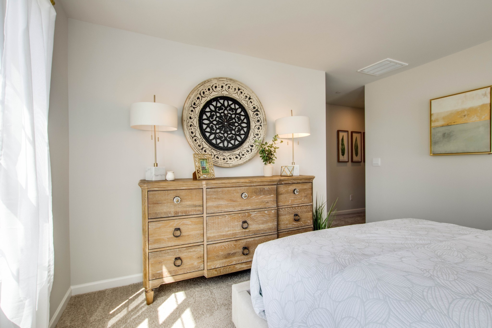 Listing photo id 14 for 3020 Scofield Street