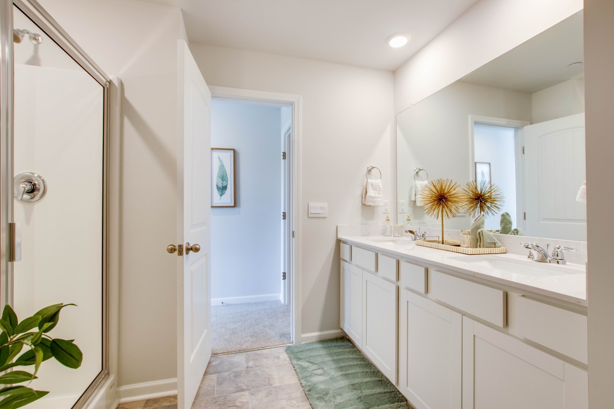 Listing photo id 17 for 3020 Scofield Street