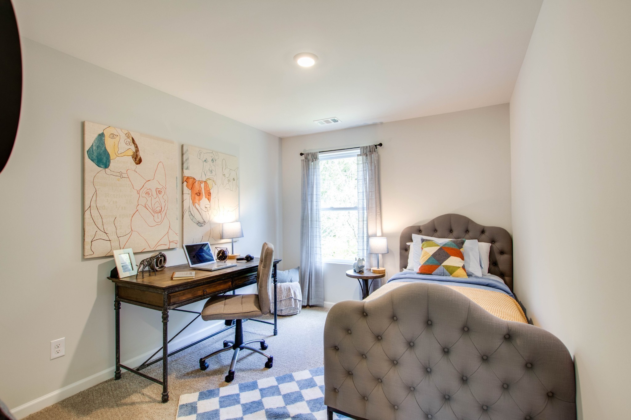 Listing photo id 19 for 3020 Scofield Street