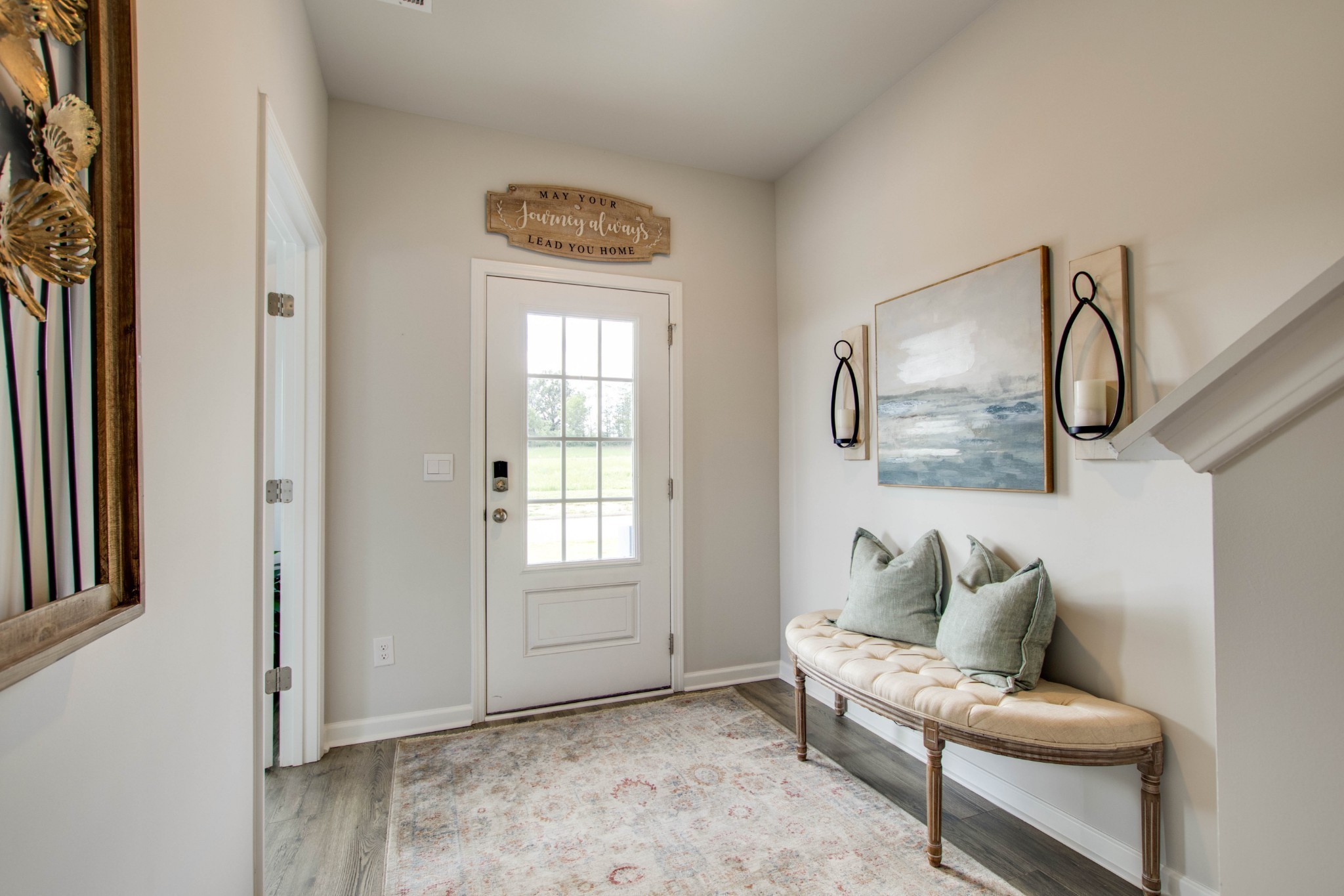 Listing photo id 2 for 3020 Scofield Street