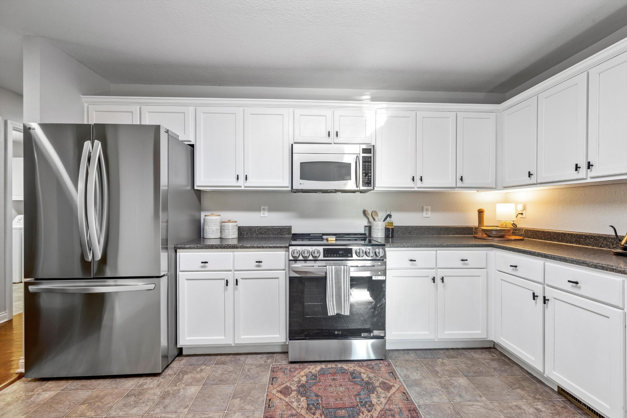 Image 16 of 39 For 1930 38th Avenue
