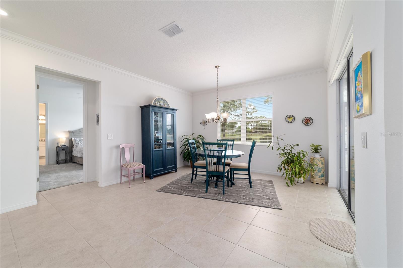 Image 17 of 48 For 9839 90th Street