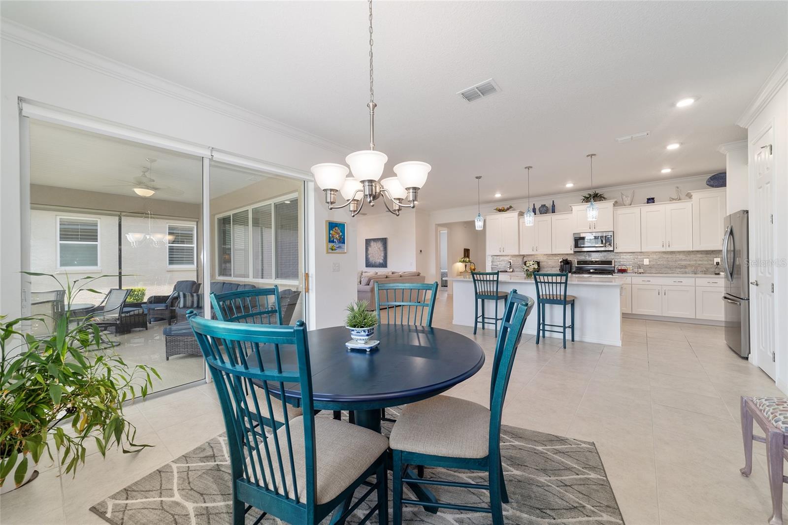 Image 18 of 48 For 9839 90th Street