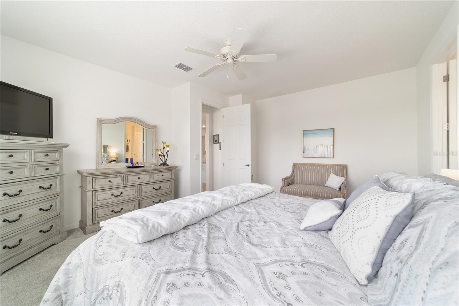 Image 20 of 48 For 9839 90th Street