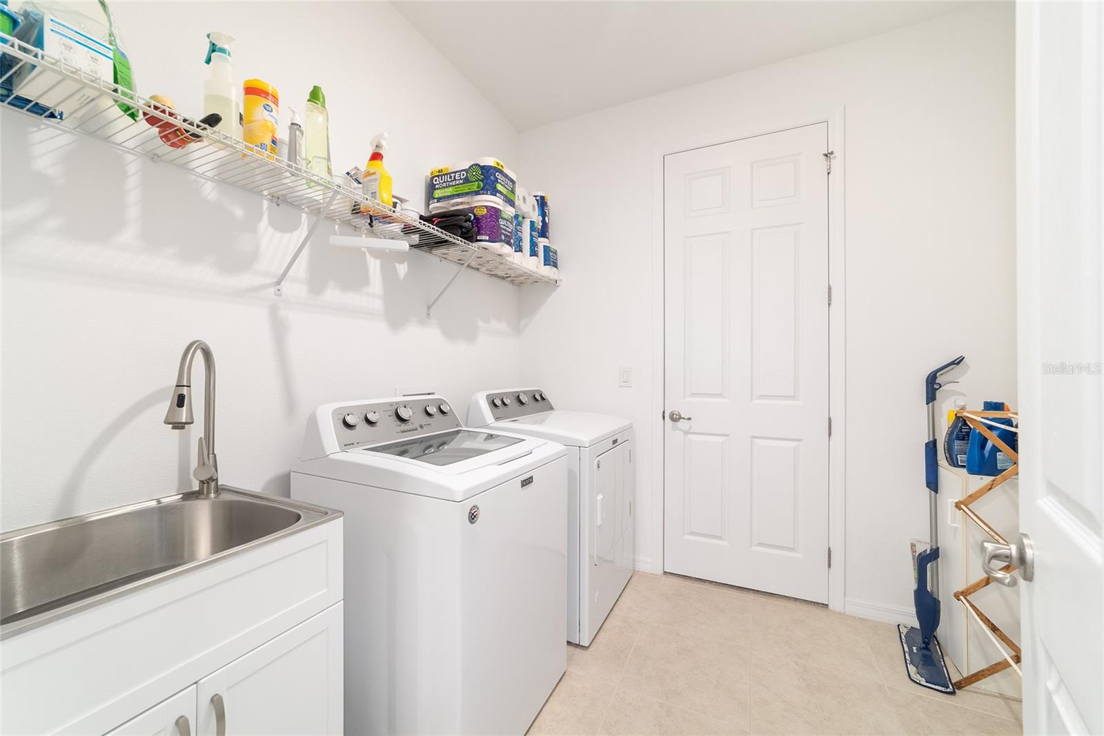 Image 37 of 48 For 9839 90th Street