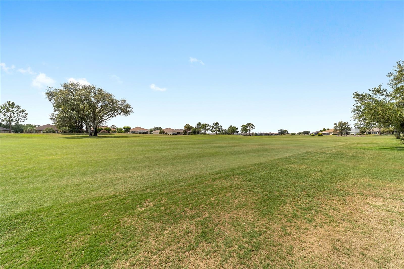 Image 4 of 48 For 9839 90th Street