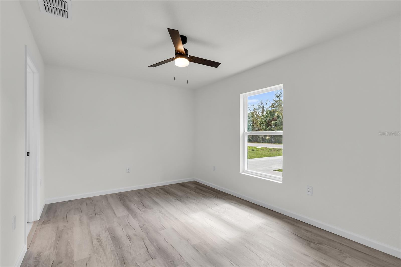 Image 15 of 23 For 904 67th Street