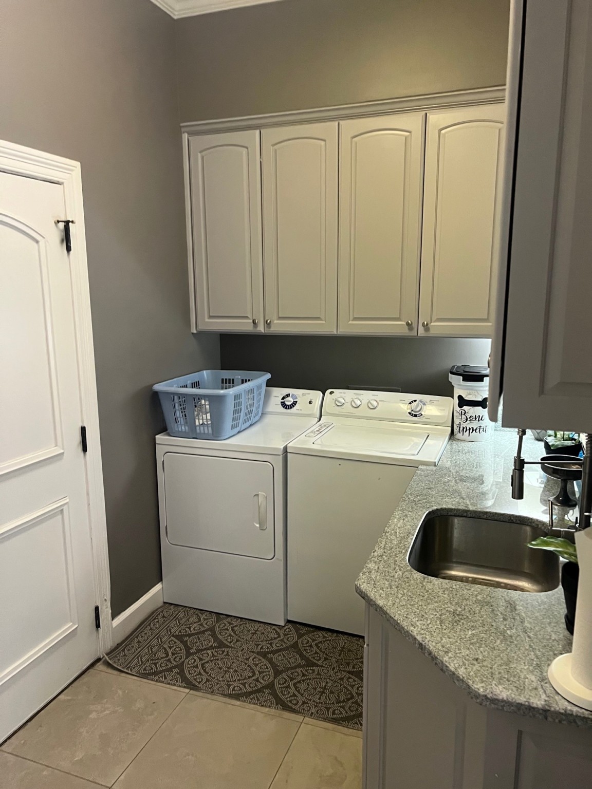 Image 16 of 48 For 8430 Muir Place