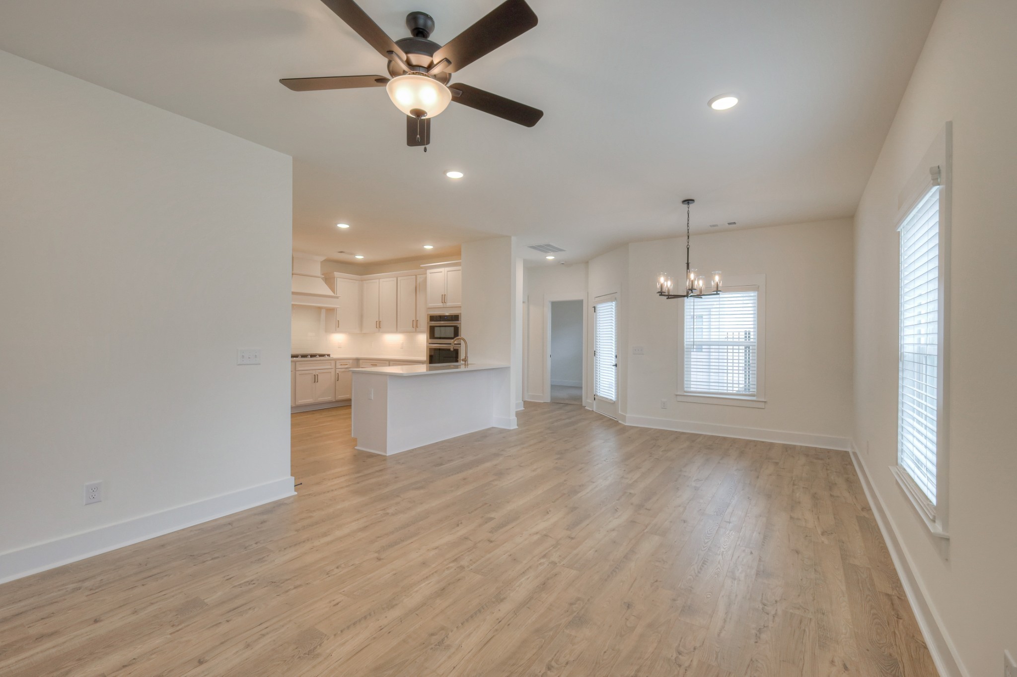 Image 11 of 46 For 2032 12th Street