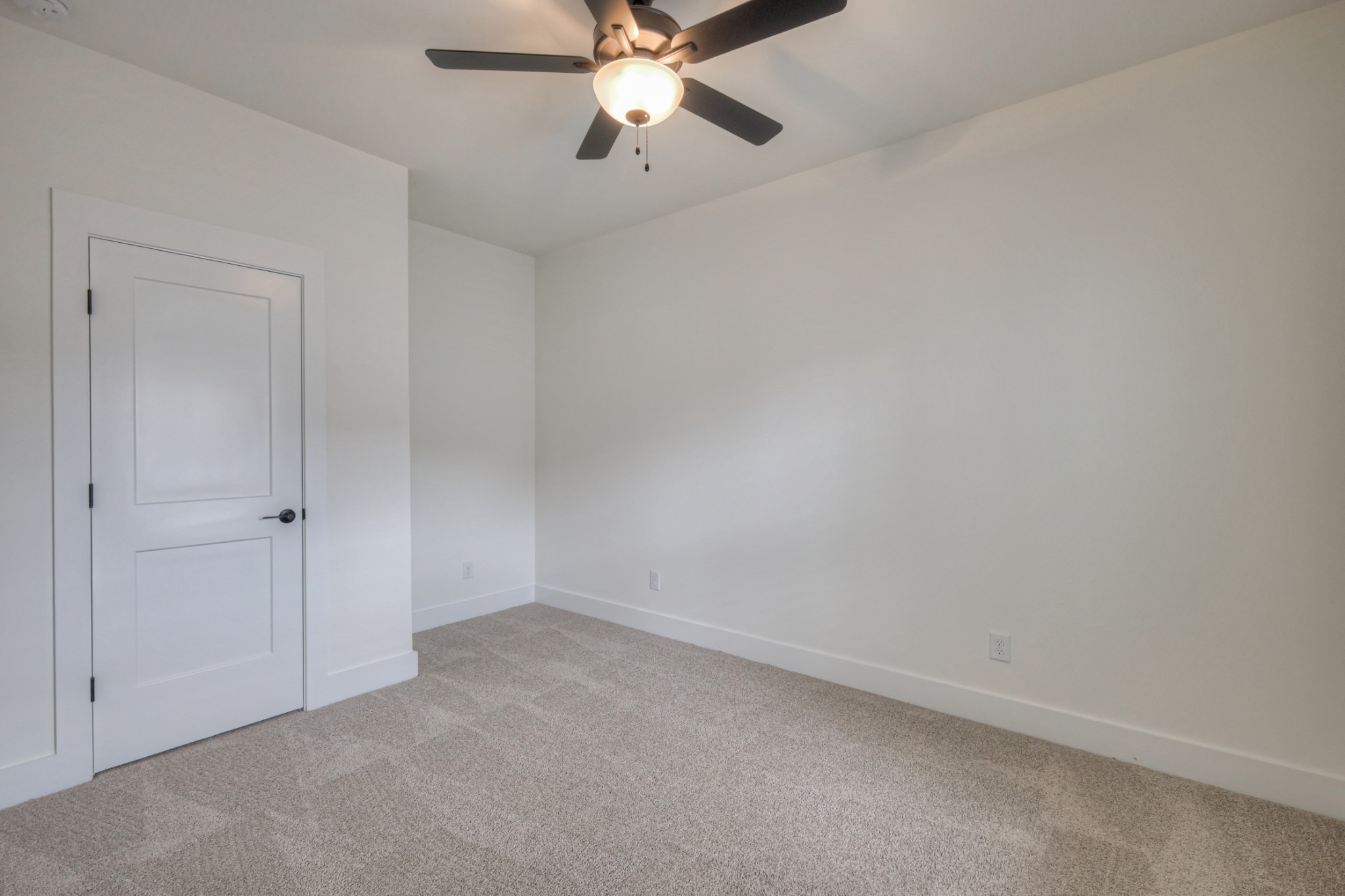 Image 18 of 46 For 2032 12th Street