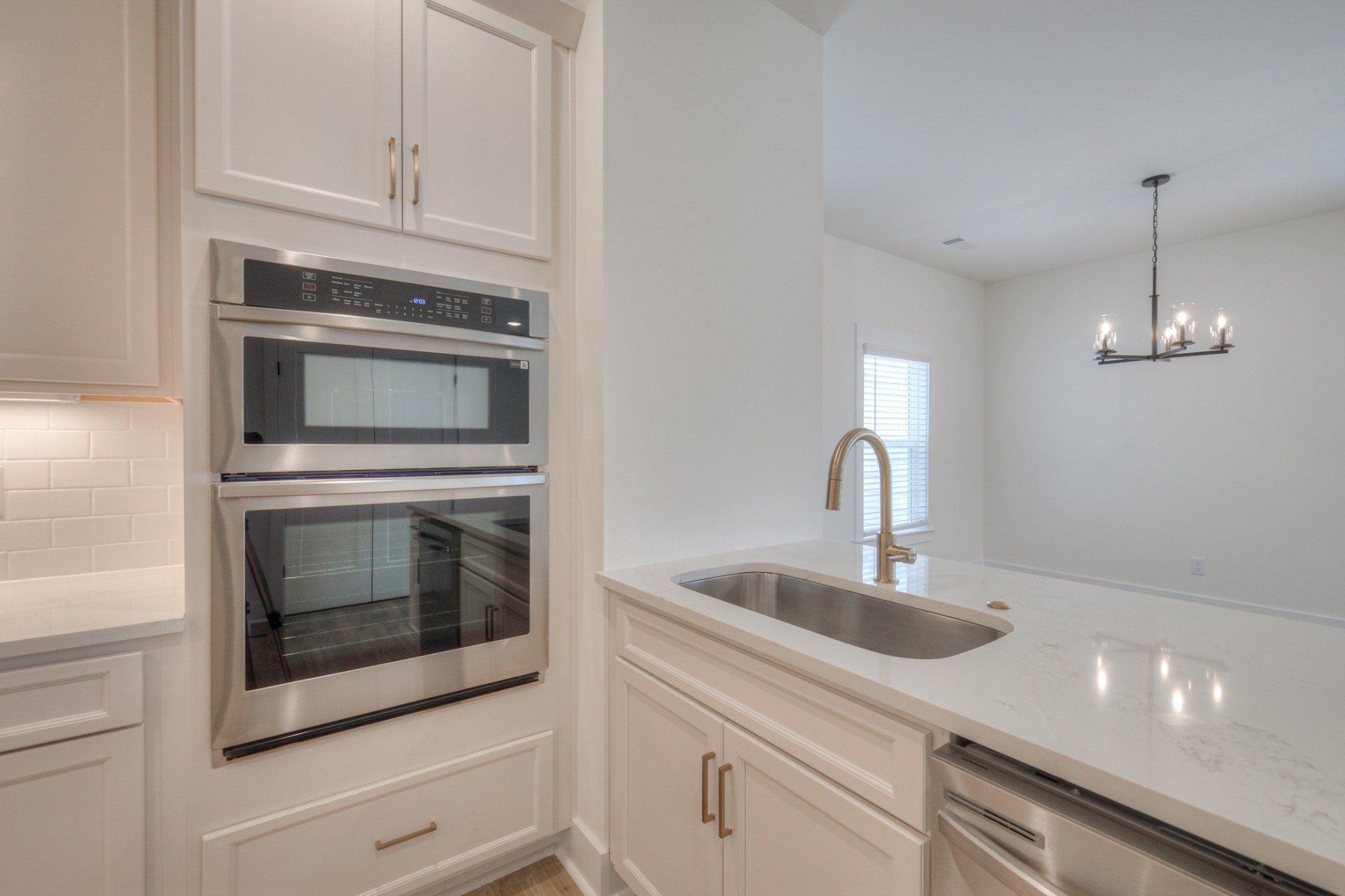 Image 23 of 46 For 2032 12th Street