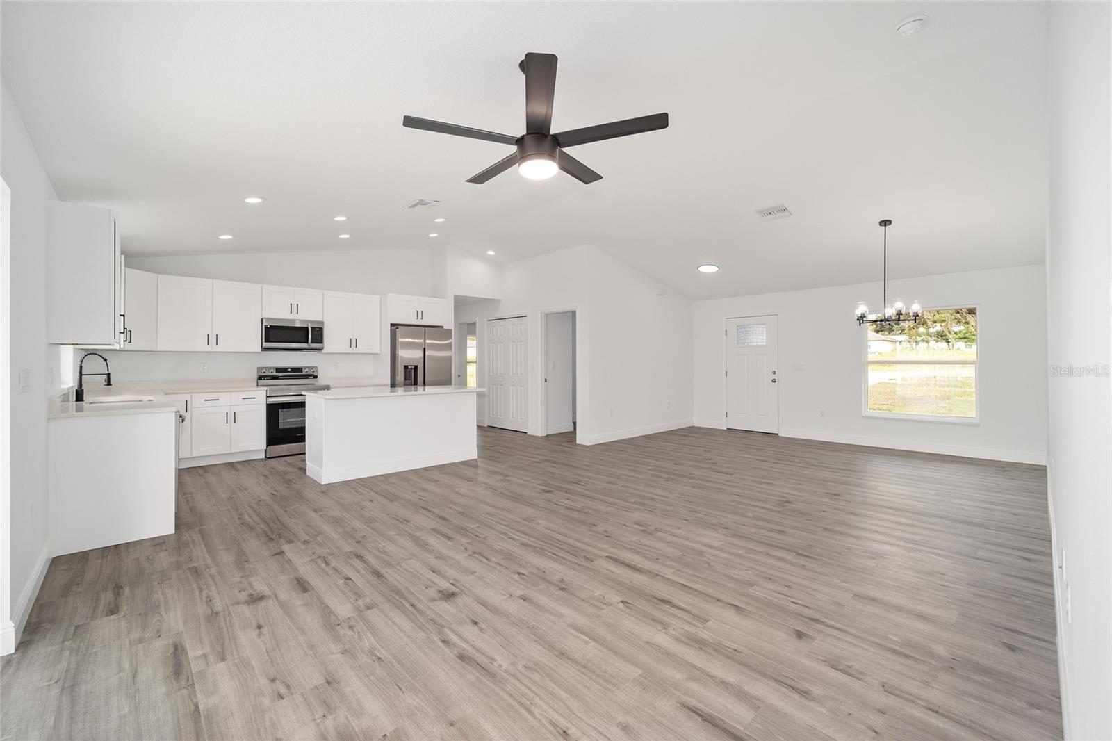 Image 19 of 36 For 9731 Bahia Road