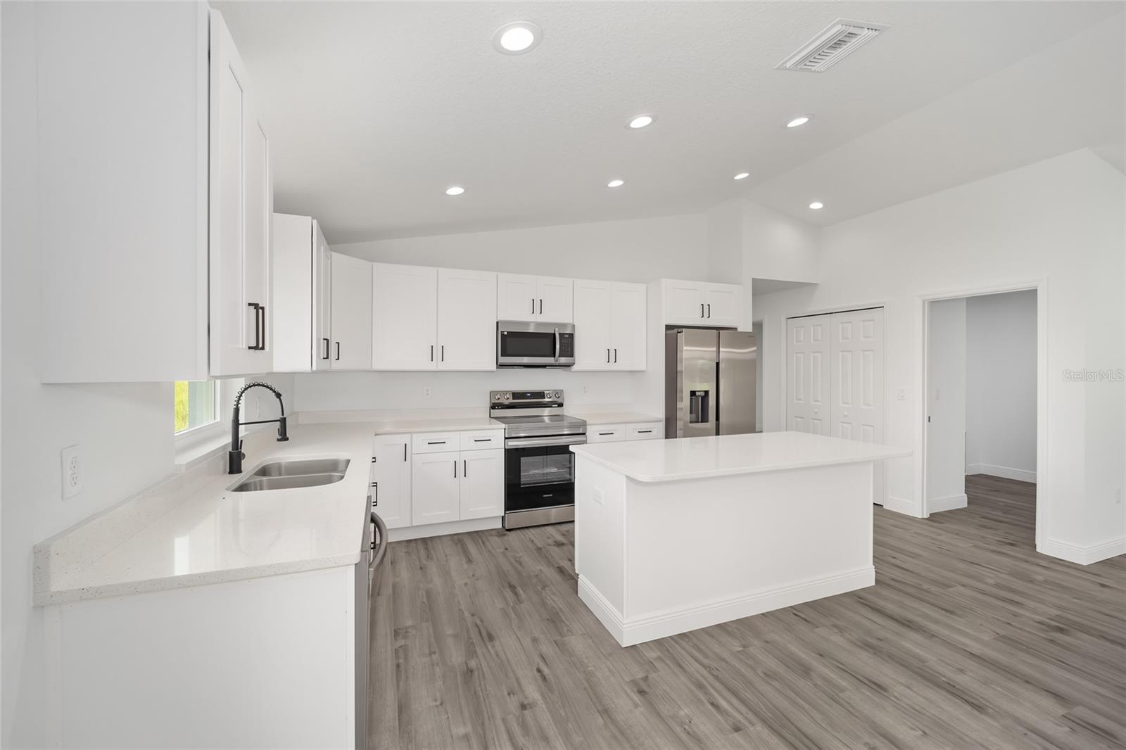 Image 20 of 36 For 9731 Bahia Road