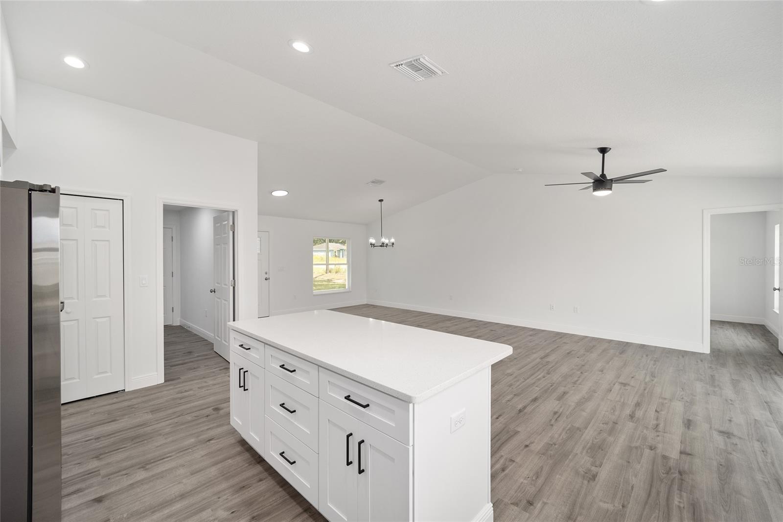 Image 23 of 36 For 9731 Bahia Road