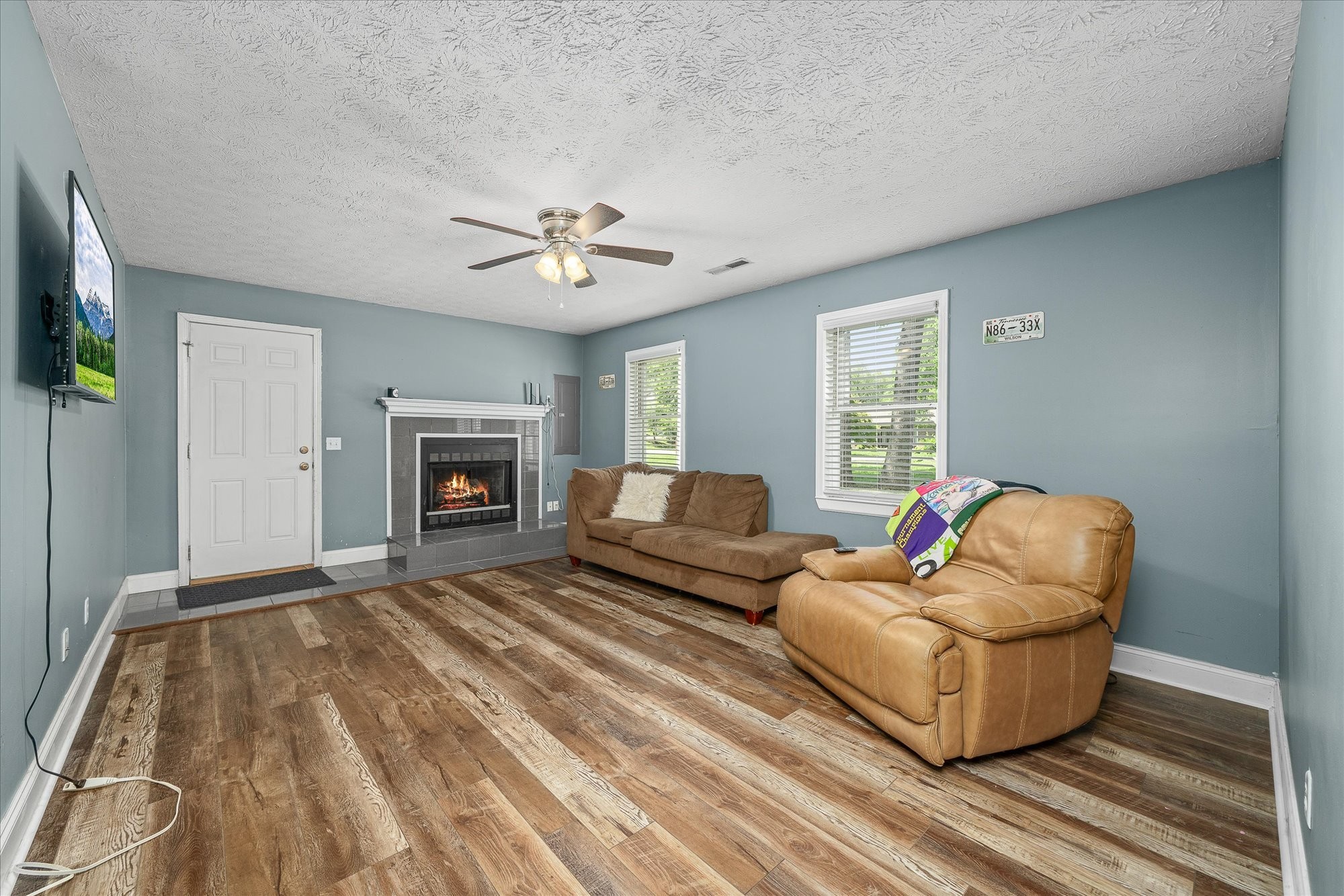 Image 6 of 94 For 943 County Road 21