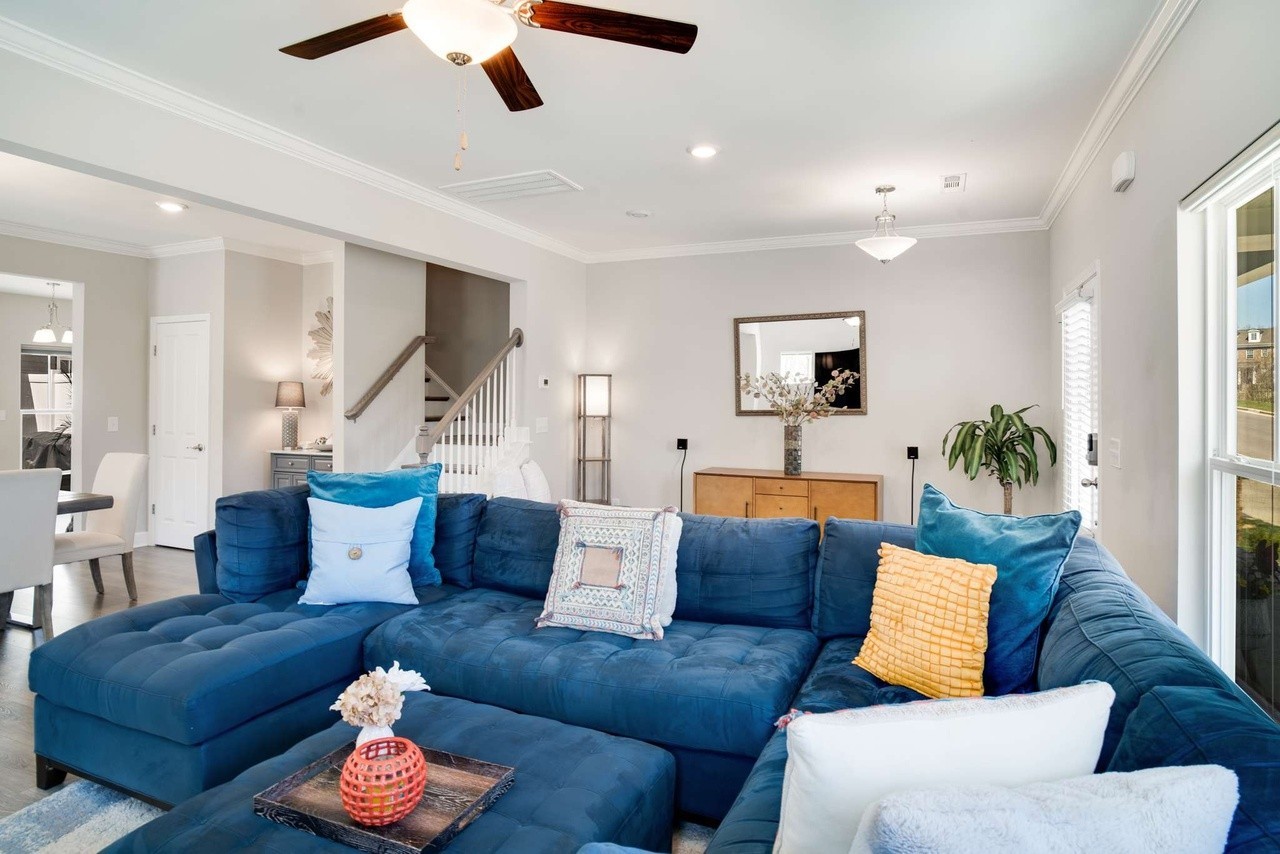 Image 7 of 36 For 2576 34th Street