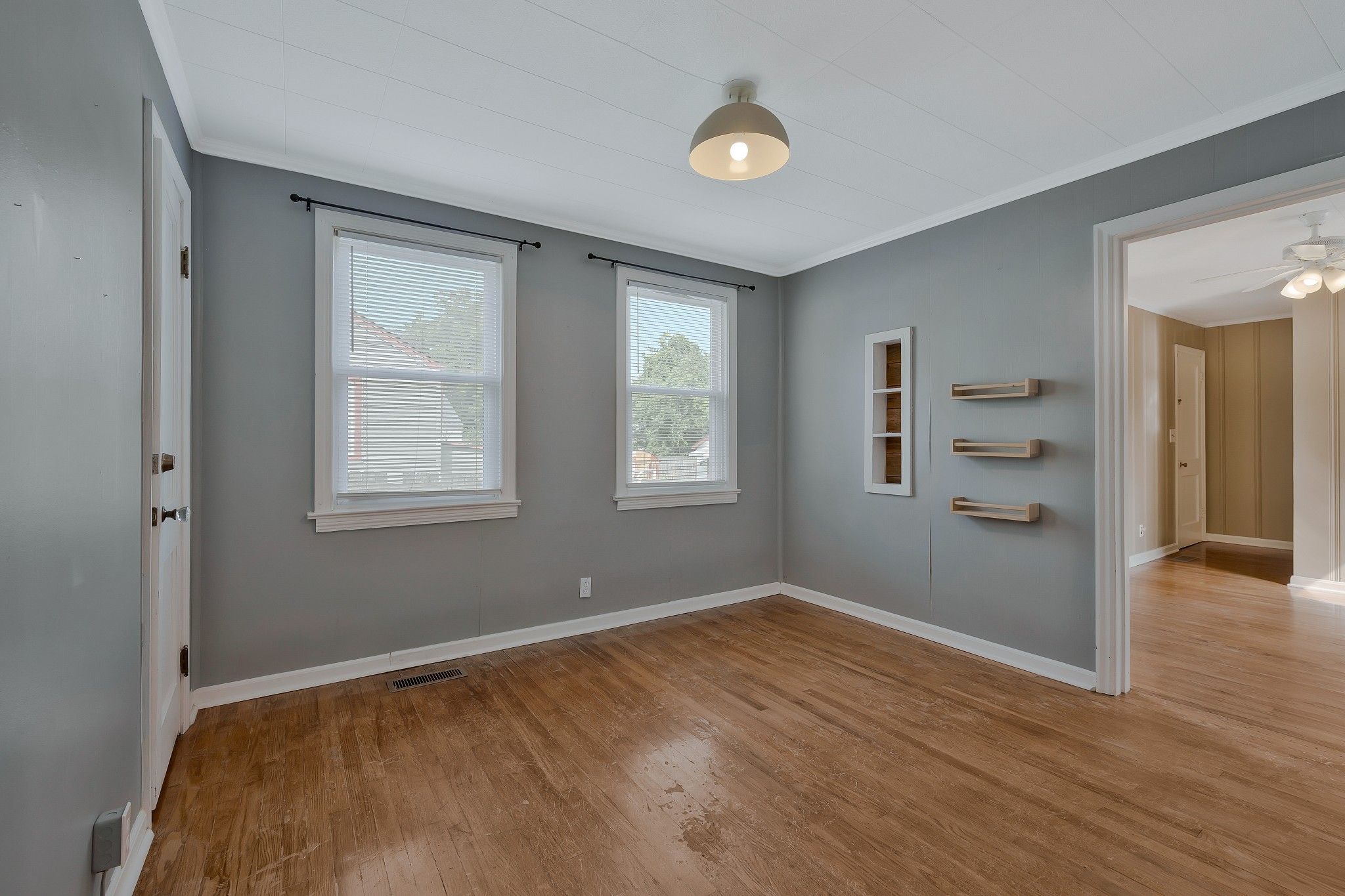 Image 10 of 41 For 12150 165th Street